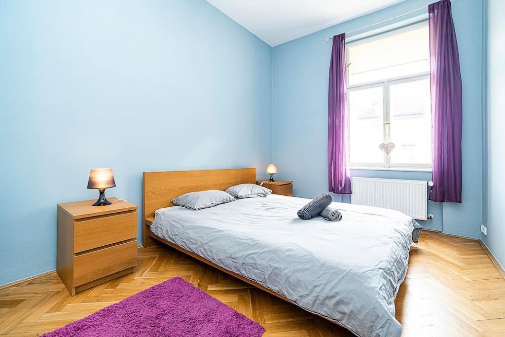 Cozy And Sunny Apartment In Uptown Praha Exteriér fotografie